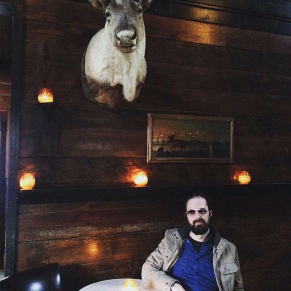 Meet your Posher, Christopher - Picture 1 of 1